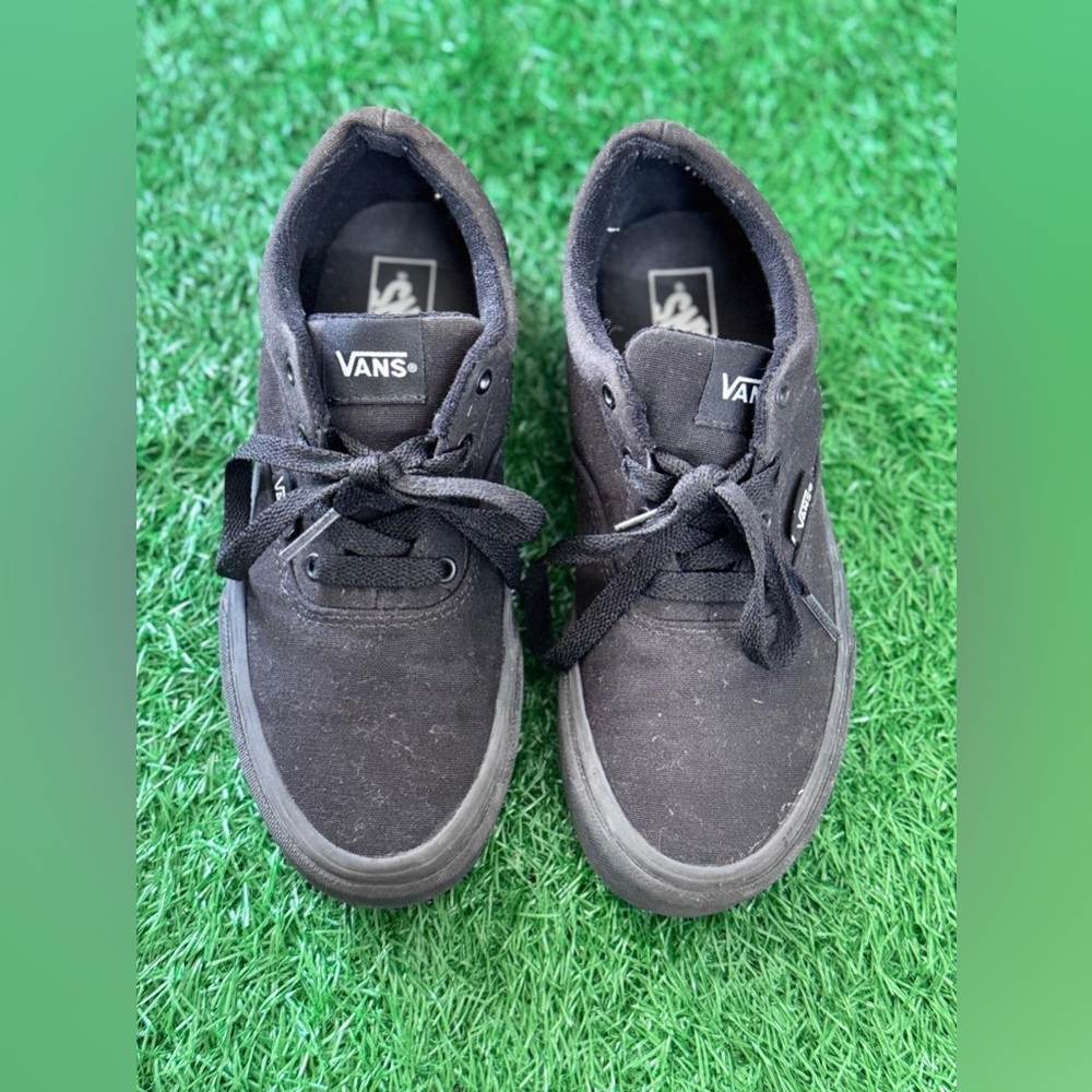 Vans Classic Black Youth Sneakers Size 4